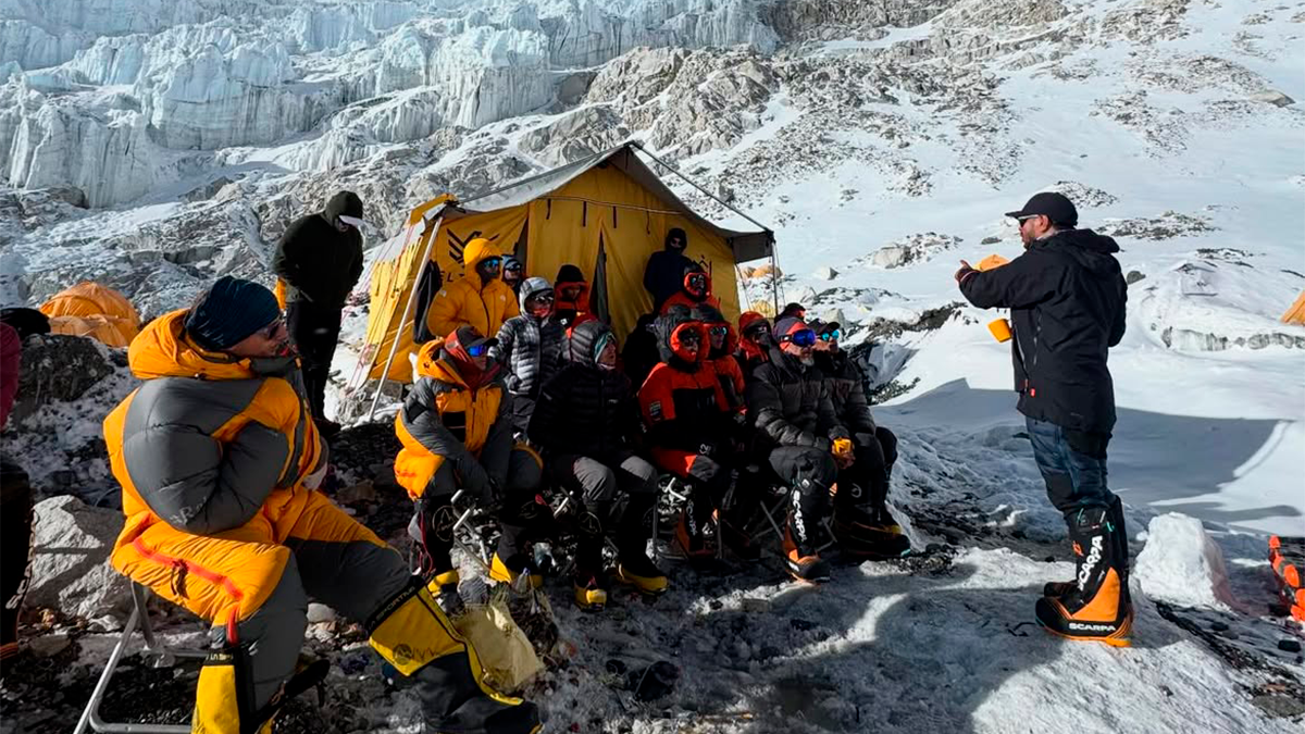Avalancha en Broad Peak mantiene desaparecido a Nirmal Purja y a otros montañistas