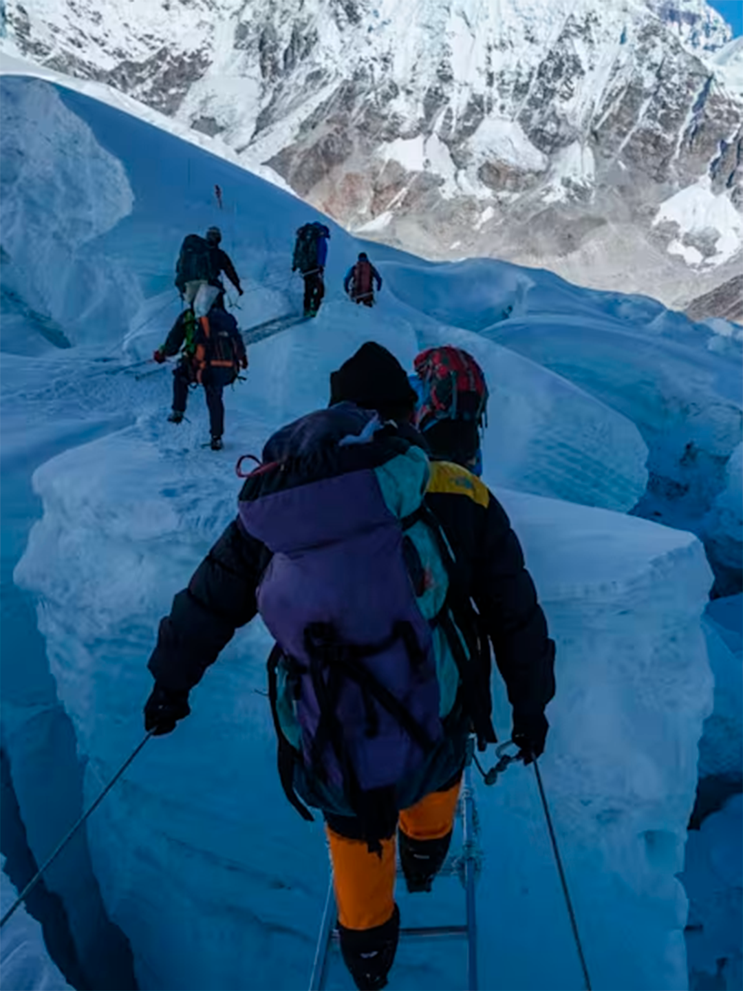 Monte_everest_274_personas_galeria4_Px_Sports