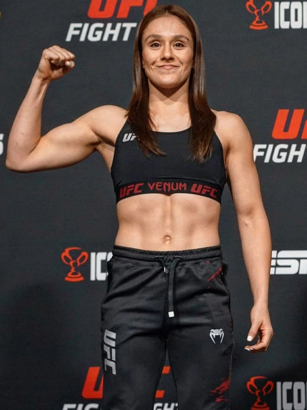Alexa_Grasso_posing_Px_Sports