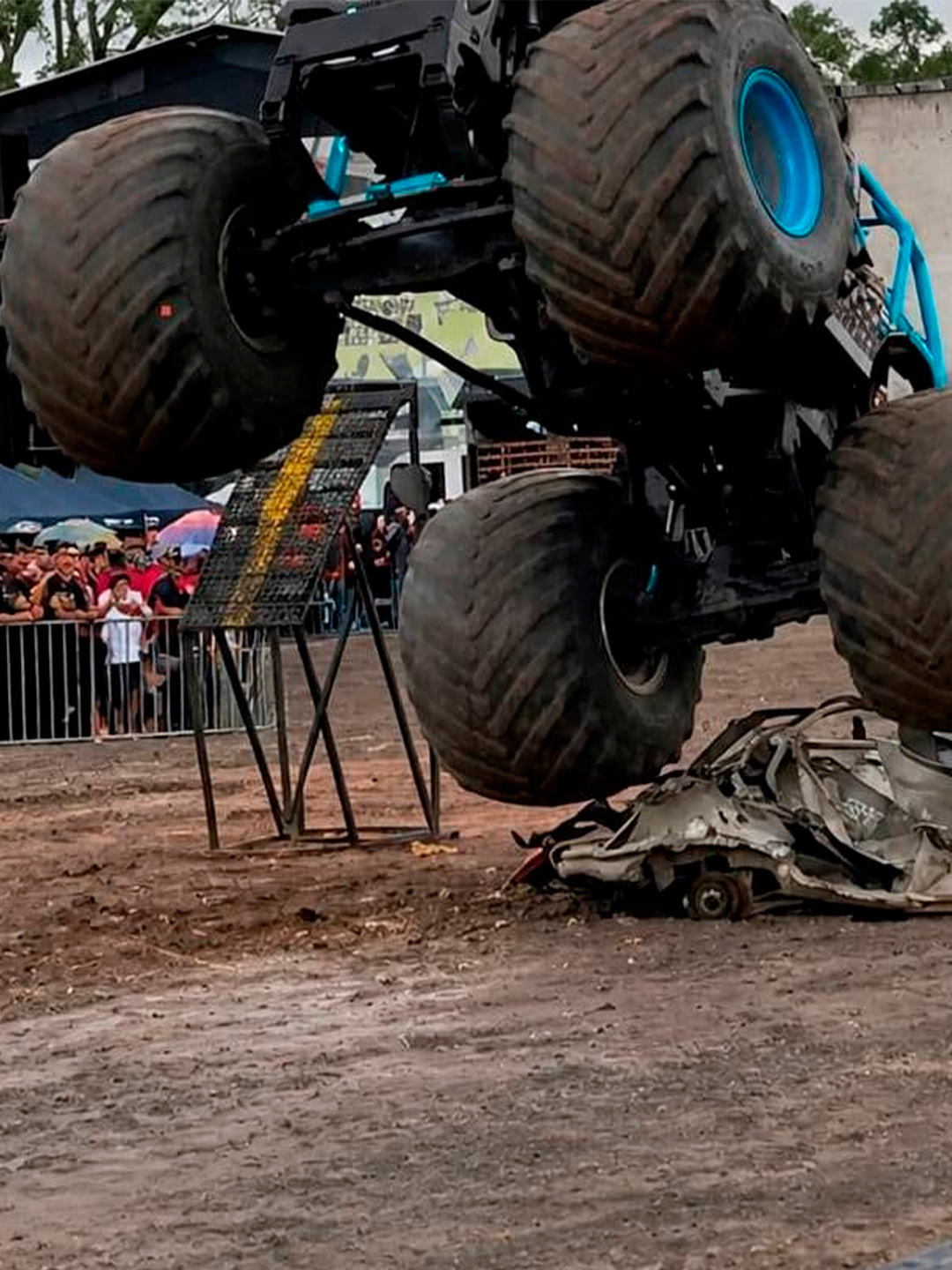 Monster_truck_colombia_galeria3_Px_Sports