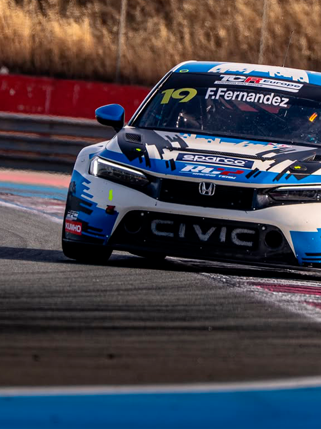 Kumho_Fia_galeria4_PX_Sports