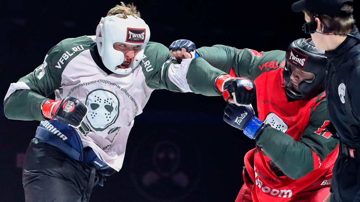 ICE FIGHTING, UN DEPORTE QUE MEZCLA BOXEO Y PATINAJE SOBRE HIELO
