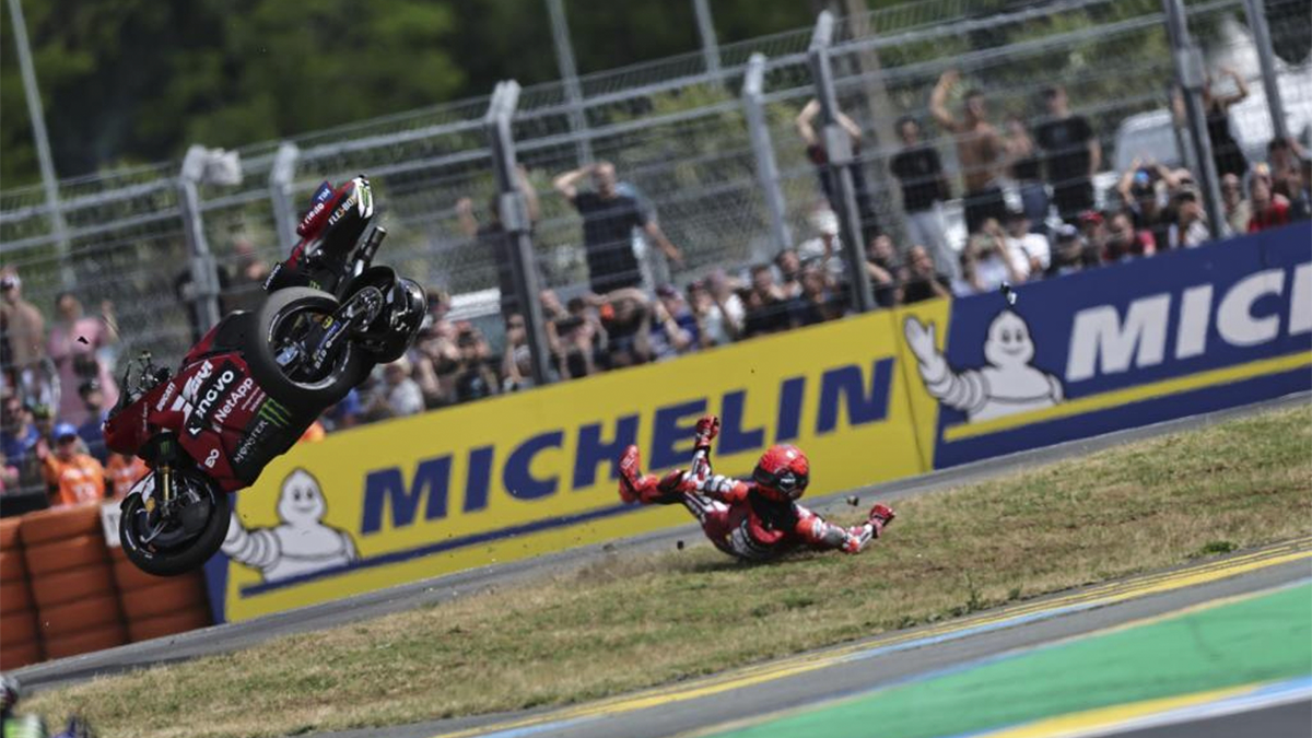 MARC MÁRQUEZ SUFRE UNA GRAN CAÍDA AL PERDER EL CONTROL DE SU MOTO 