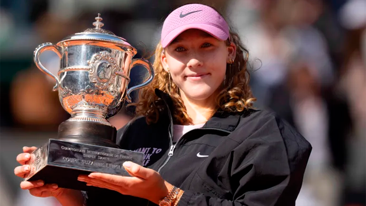 MIRRA ANDREEVA, LEVANTA SU PRIMER GRAND SLAM