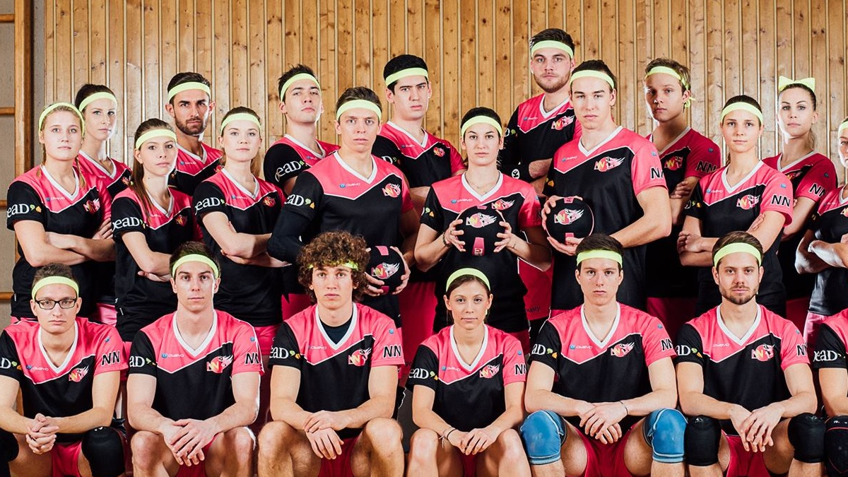 PARIS LICORNE VS VIENNA NUTCRACKERS